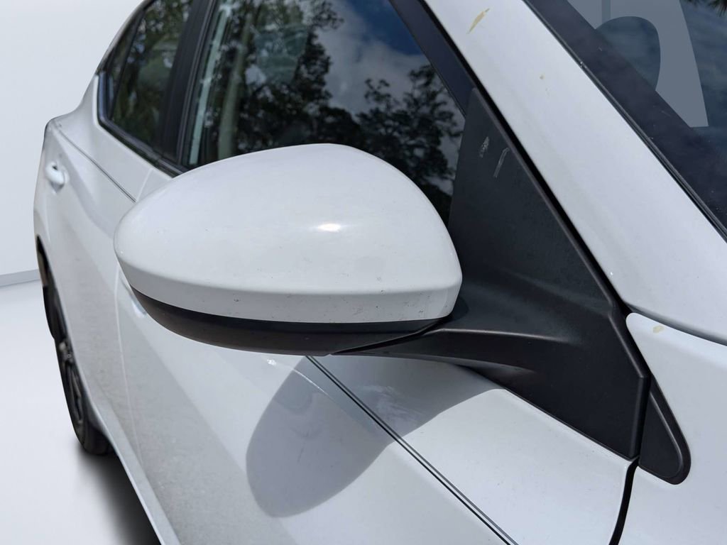 Used 2025 Nissan Sentra SV image 11