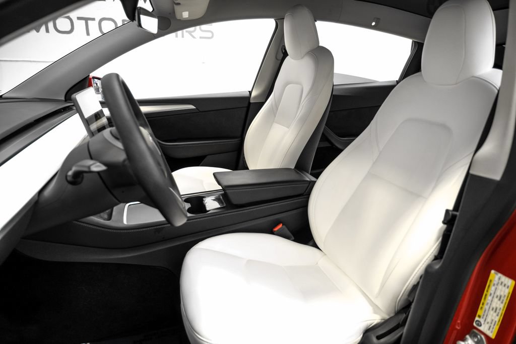 Used 2023 Tesla Model Y AWD image 30