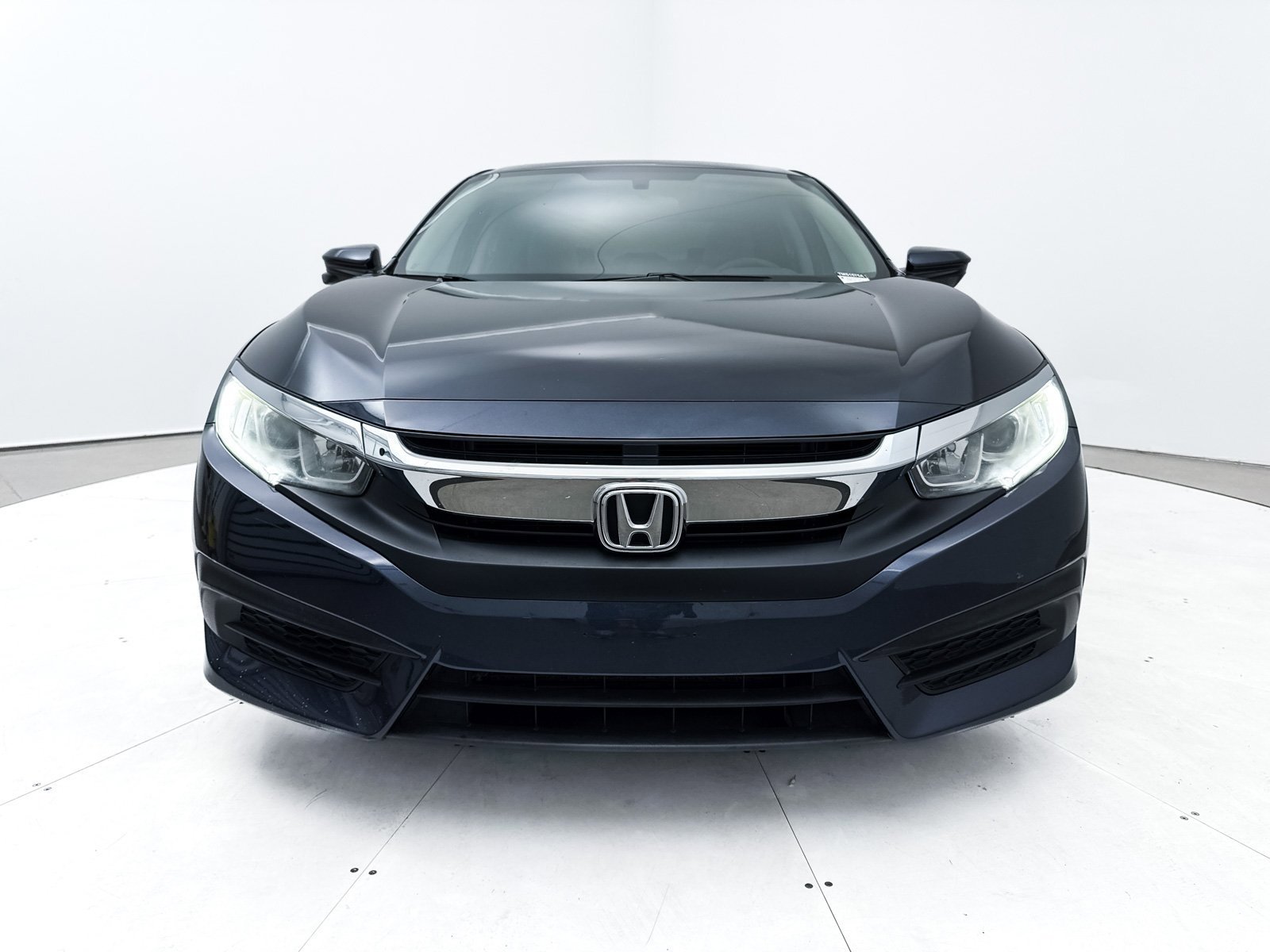 Used 2018 Honda Civic EX image 11