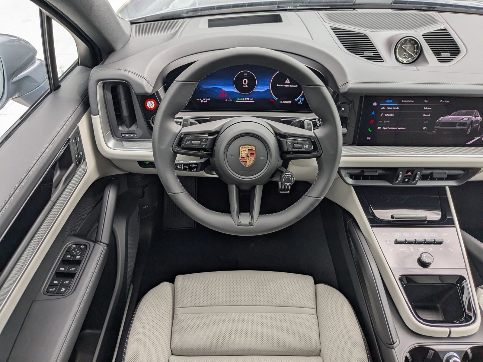 New 2026 Porsche Cayenne S image 16