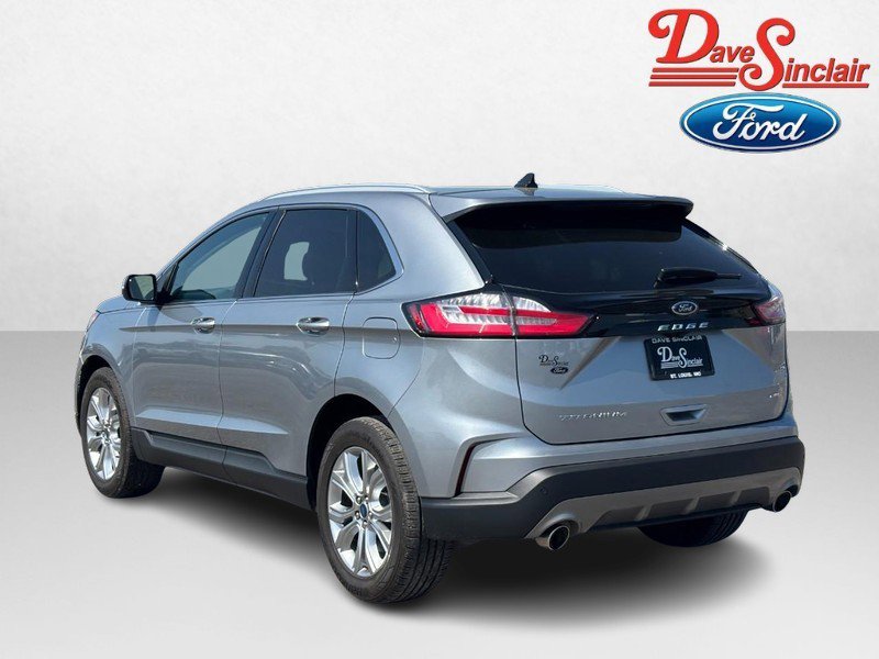 Used 2022 Ford Edge Titanium AWD/4WD image 9