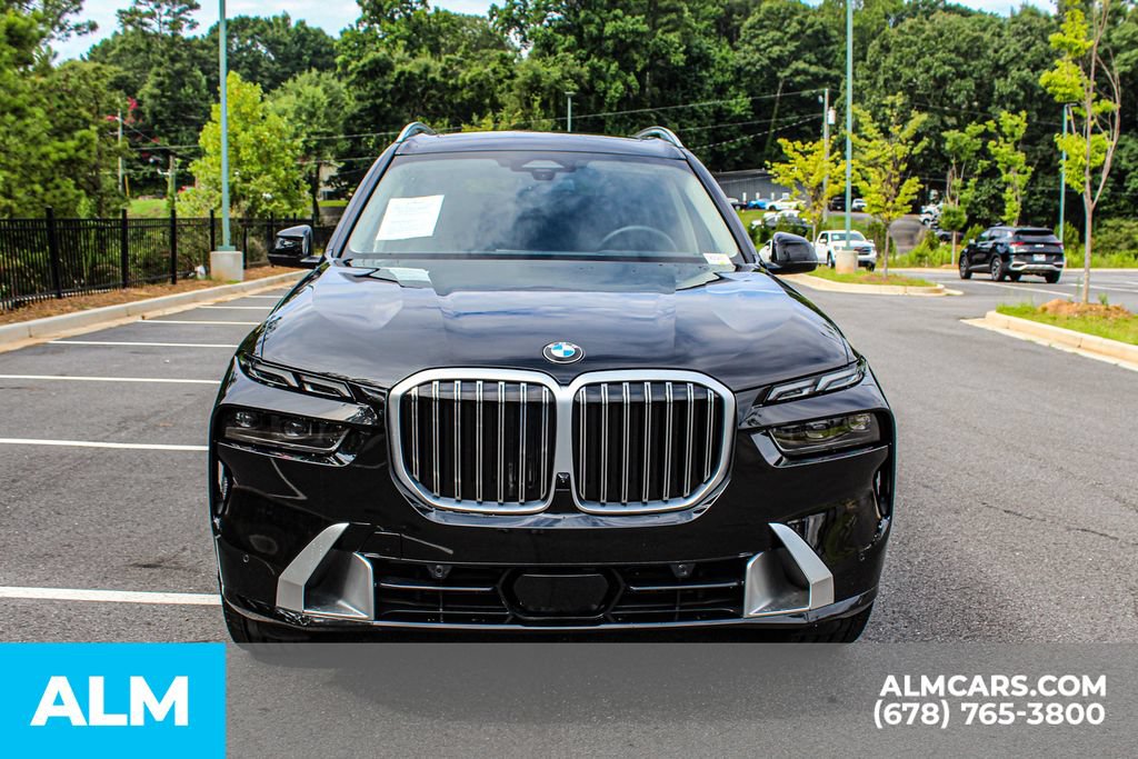 Used 2026 BMW X7 xDrive40i w/ Premium Package AWD/4WD image 9