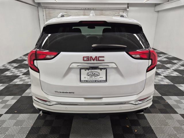 Used 2020 GMC Terrain Denali w/ Denali Premium Package image 5