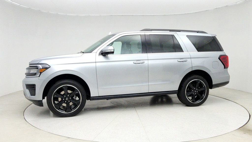 Used 2024 Ford Expedition Limited image 8