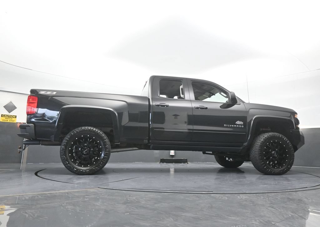Used 2018 Chevrolet Silverado 1500 LT w/ All Star Edition AWD/4WD image 59