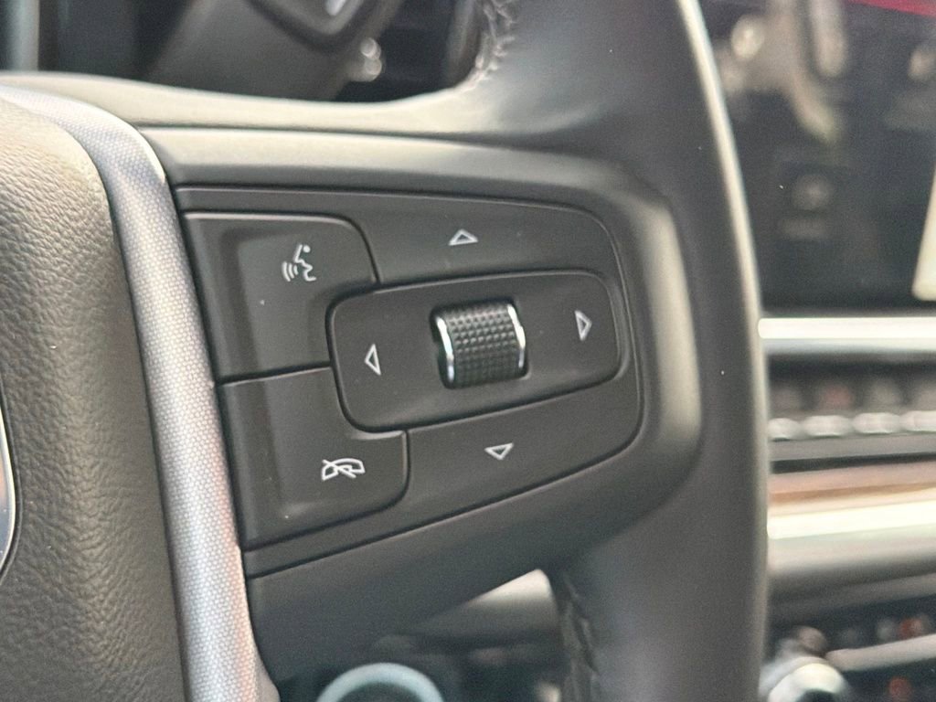 Used 2025 GMC Sierra 1500 Elevation image 14