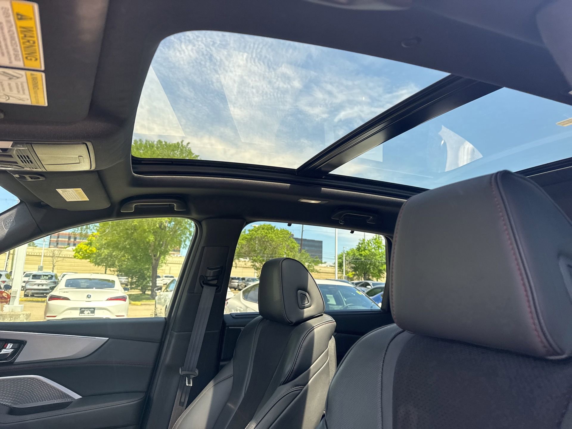 Used 2023 Acura MDX A-Spec image 8