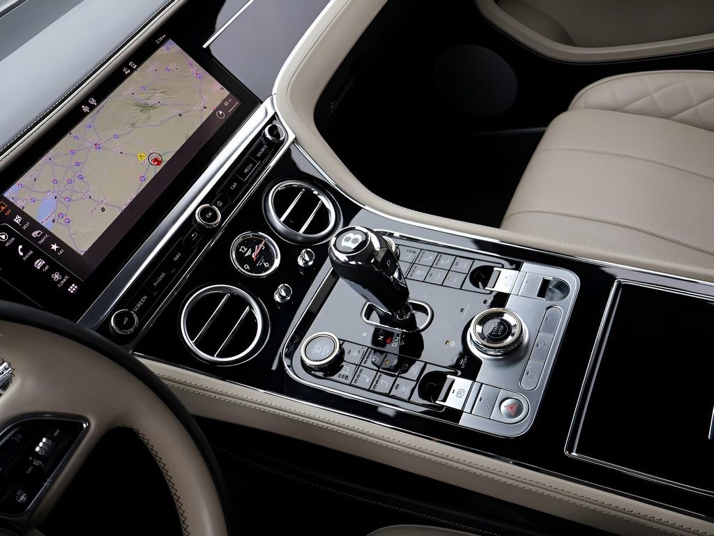 Used 2022 Bentley Continental GT image 21