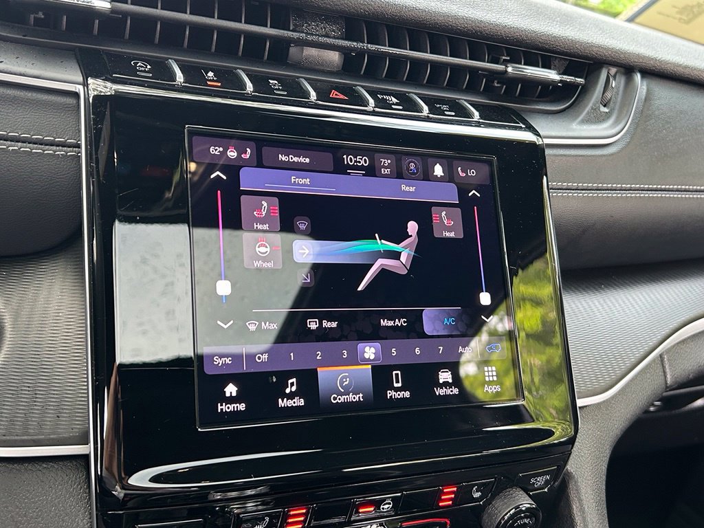 Certified 2025 Jeep Grand Cherokee L Altitude RWD image 25