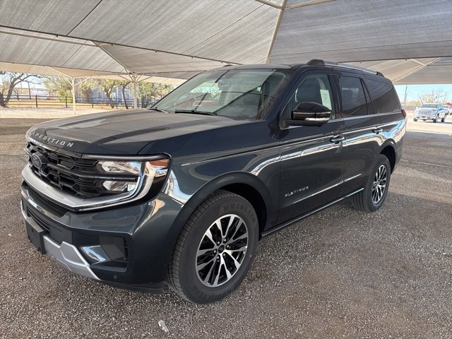 New 2025 Ford Expedition Platinum image 3