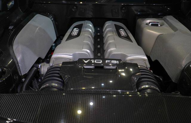 Used 2011 Audi R8 V10 image 24