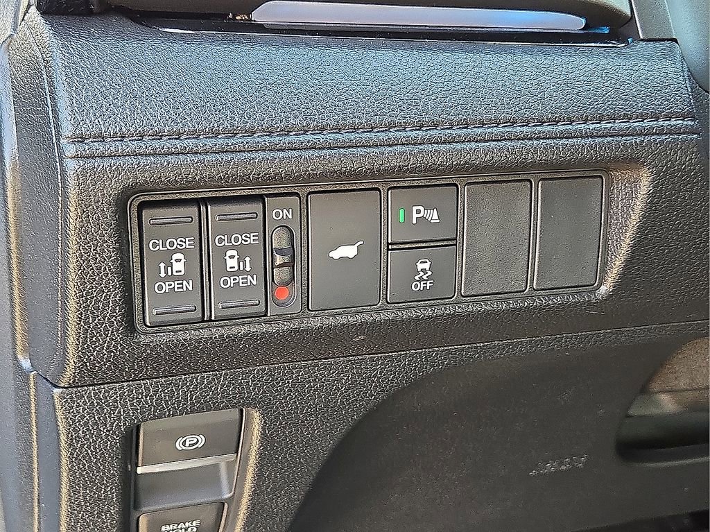 Used 2025 Honda Odyssey Touring image 25