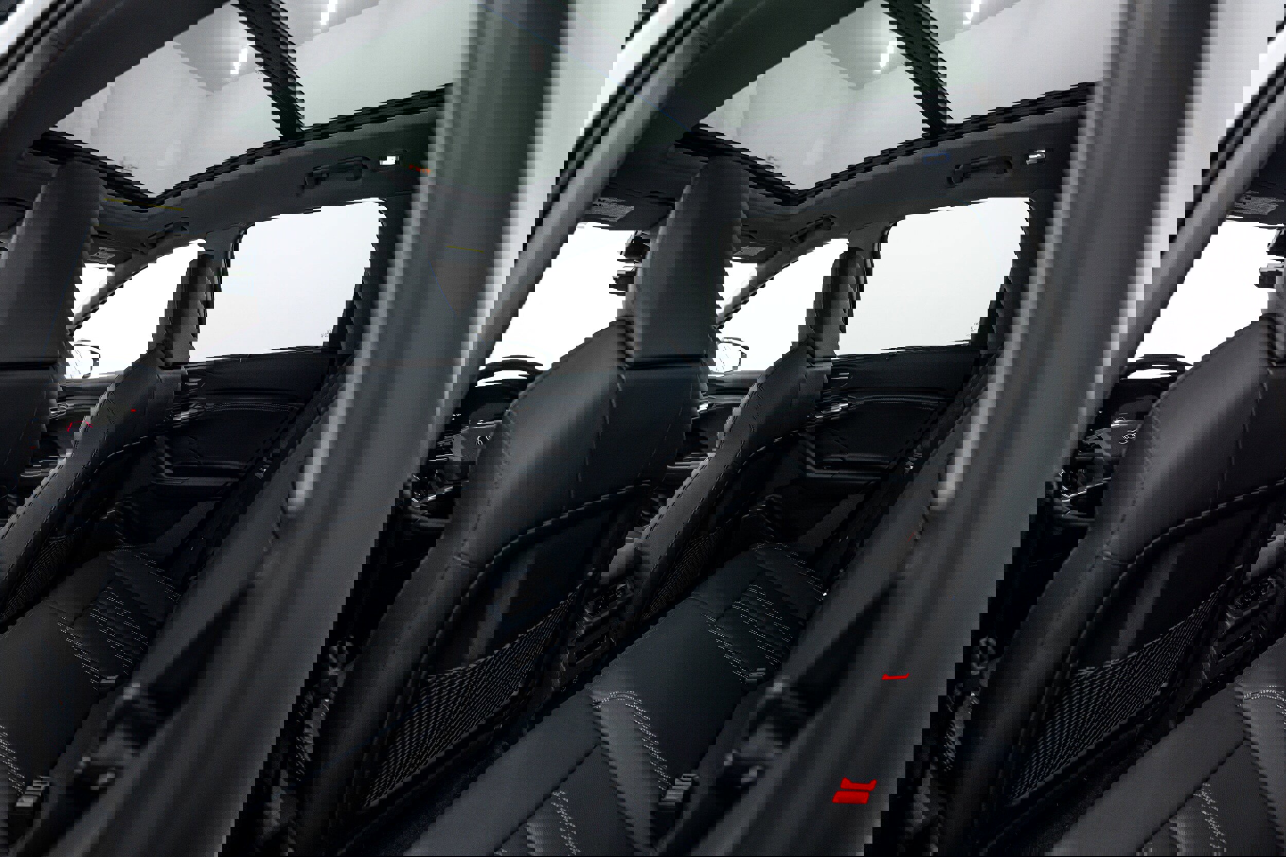 Certified 2025 Audi Q6 e-tron Premium Plus image 19