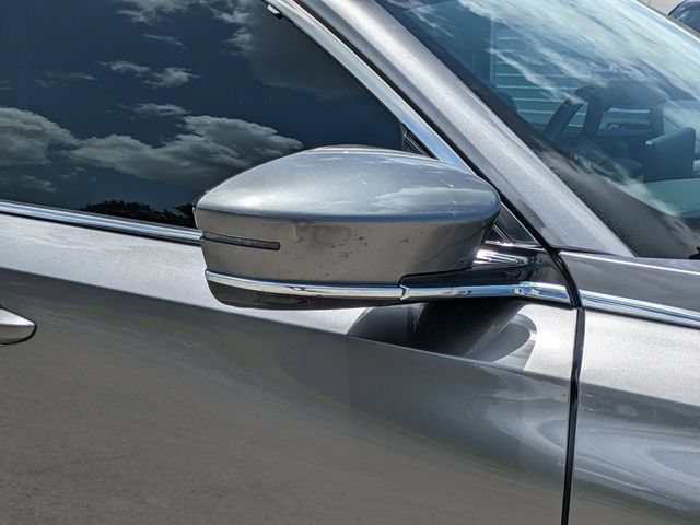 Used 2022 Acura MDX w/ Technology Package FWD image 12