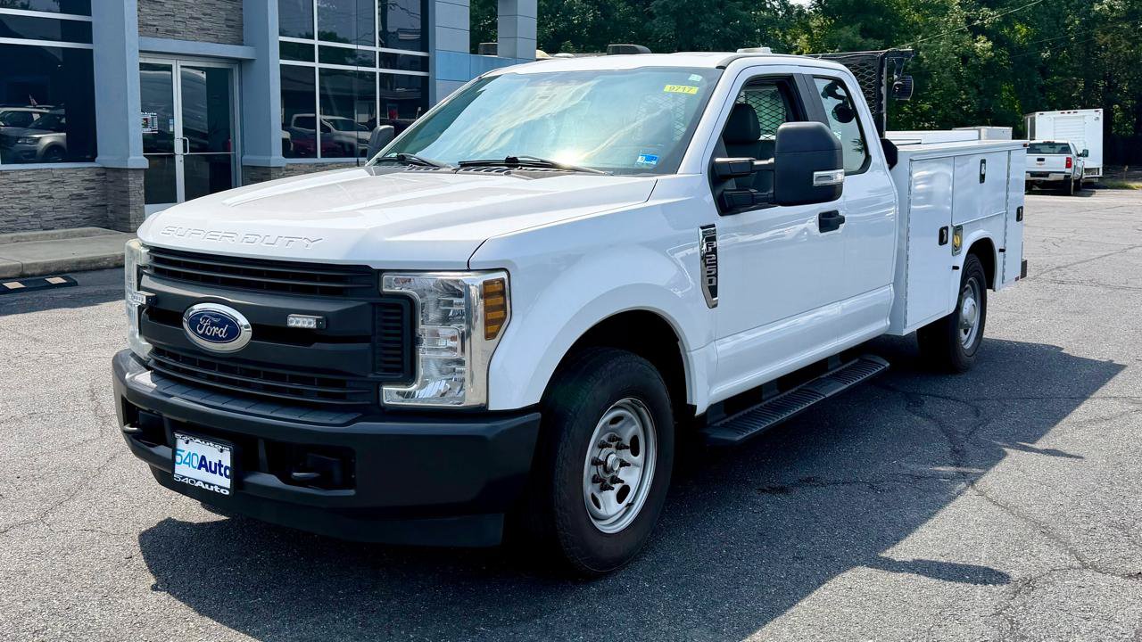 Used 2019 Ford F250 XL w/ Power Equipment Group RWD image 2
