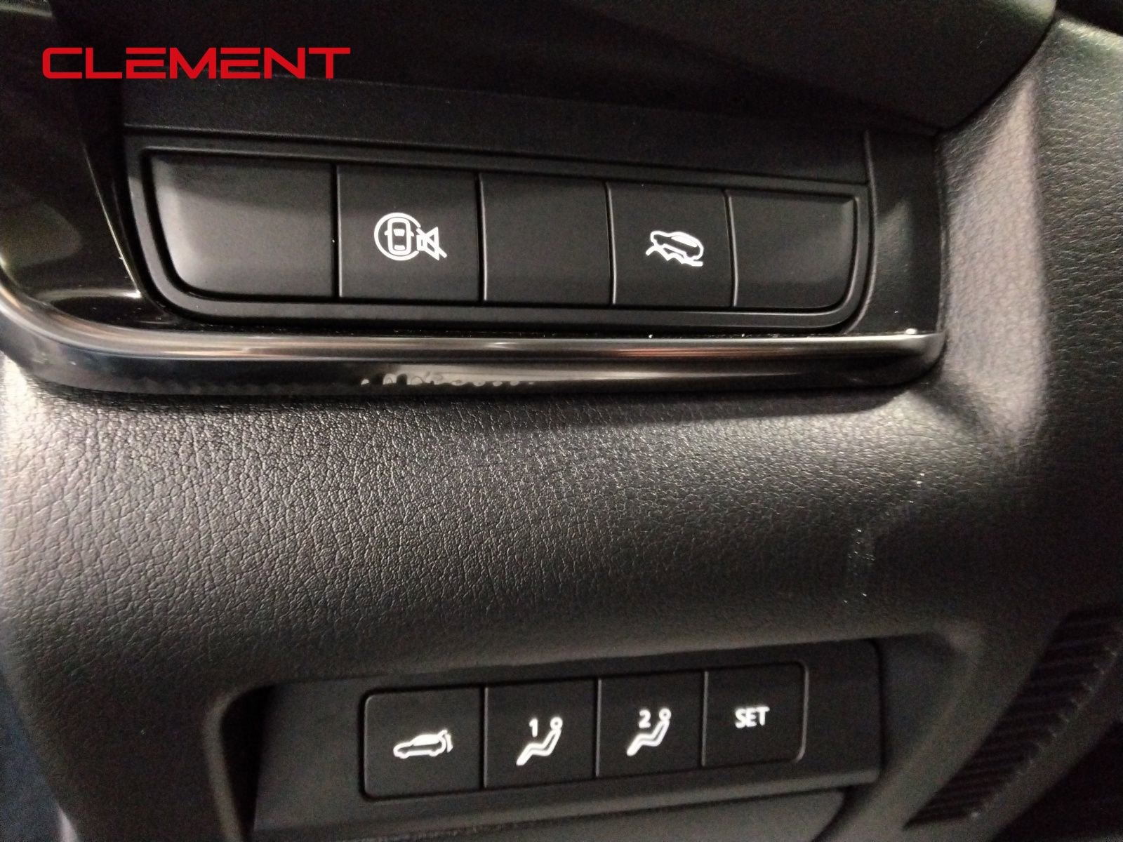 Used 2024 MAZDA CX-30 AWD 2.5 S w/ Premium Package image 19