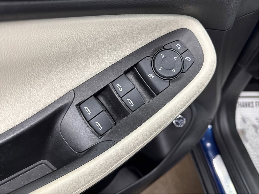 Used 2023 Buick Encore GX Essence w/ Advanced Technology Package image 38