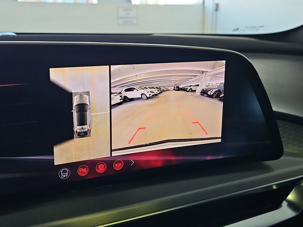 New 2026 Cadillac Lyriq V AWD/4WD image 38