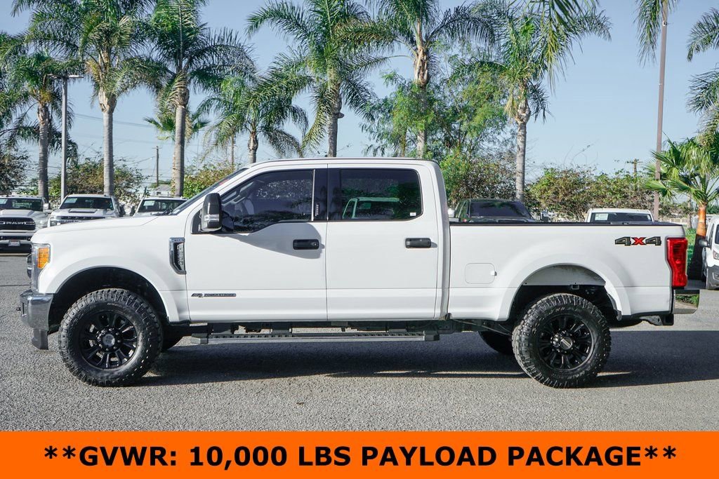 Used 2017 Ford F250 XLT w/ XLT Value Package image 5