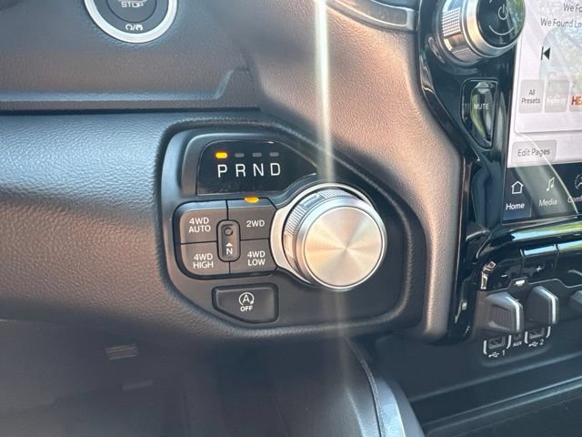 Used 2023 RAM 1500 Laramie AWD/4WD image 39