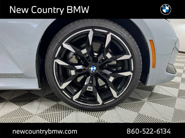 Used 2026 BMW 330i xDrive Sedan w/ M Sport Package AWD/4WD image 9