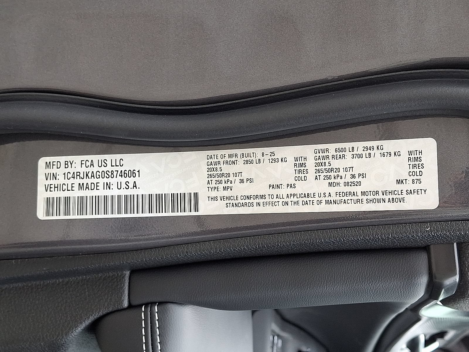 New 2025 Jeep Grand Cherokee L Altitude AWD/4WD image 13
