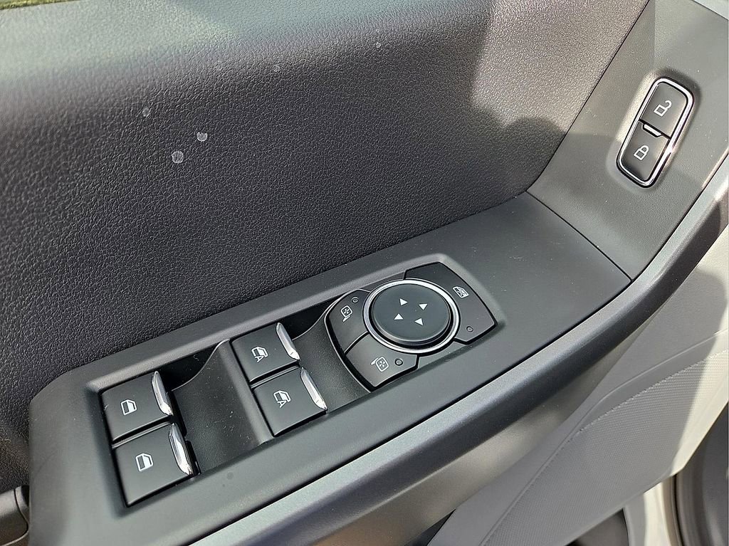 New 2026 Ford F350 XLT image 14