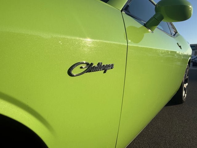 Used 2015 Dodge Challenger R/T Plus RWD image 12