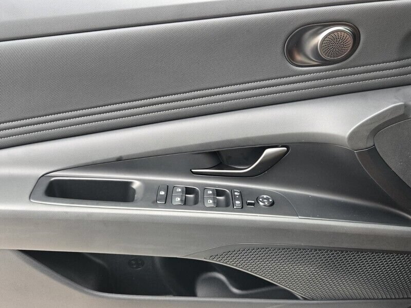 New 2026 Hyundai Elantra SEL Sport Premium FWD image 12