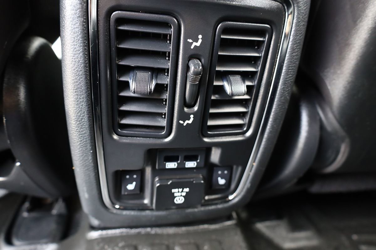 Used 2018 Jeep Grand Cherokee Limited AWD/4WD image 13