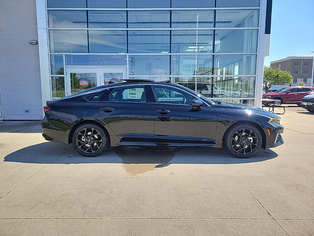 New 2026 Kia K5 GT-Line image 4