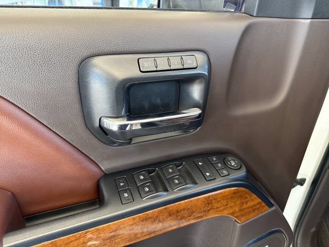 Used 2016 Chevrolet Silverado 2500 High Country w/ Duramax Plus Package AWD/4WD image 11