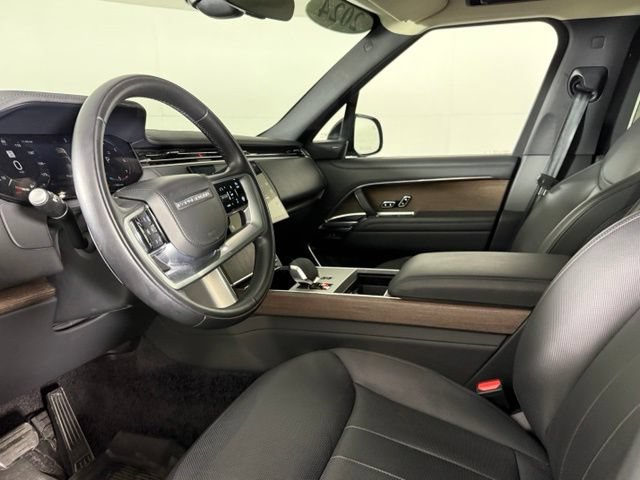 Used 2024 Land Rover Range Rover SE AWD/4WD image 6