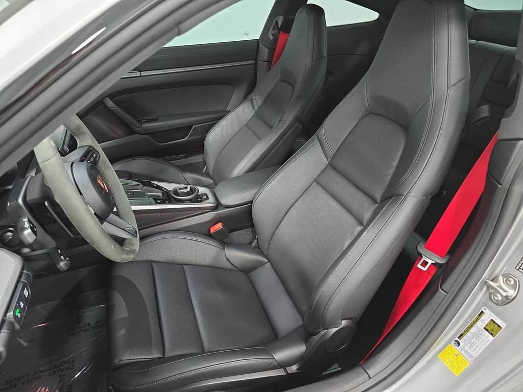 Certified 2025 Porsche 911 Carrera S RWD image 5