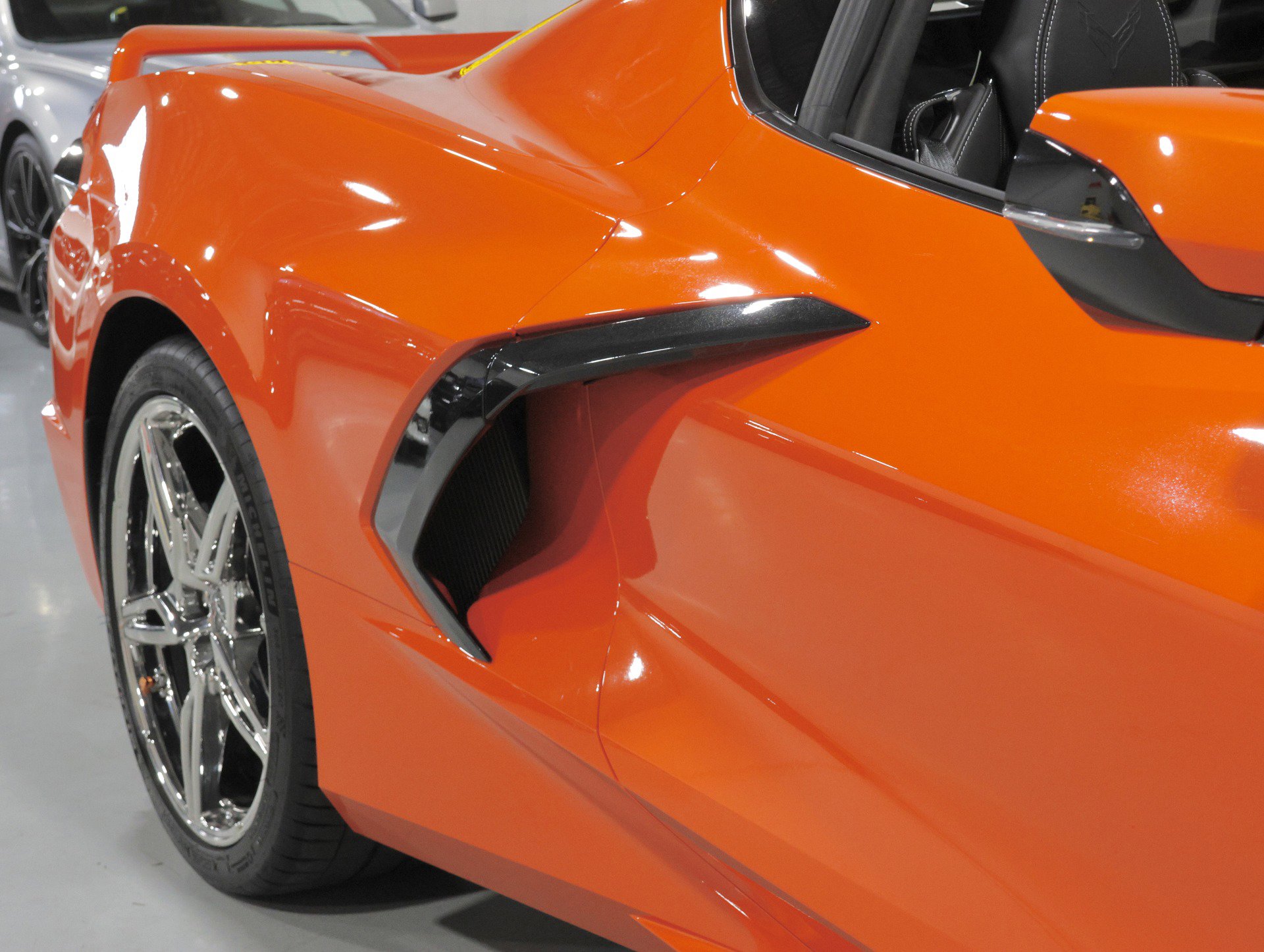 Used 2021 Chevrolet Corvette Stingray Premium Cpe w/ Z51 Performance Package image 79