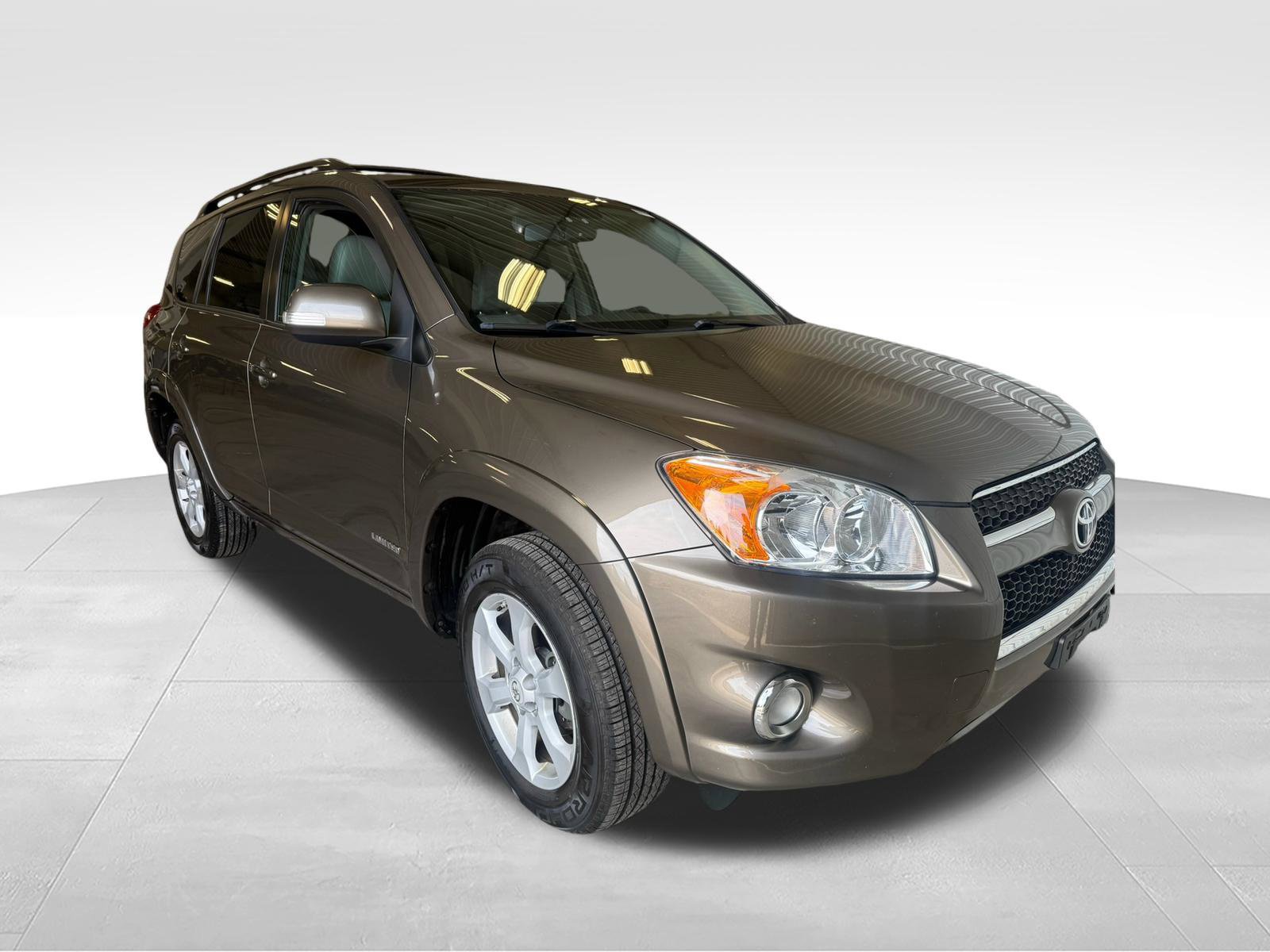 Used 2012 Toyota RAV4 Limited w/ Premium Plus Value Pkg AWD/4WD image 12