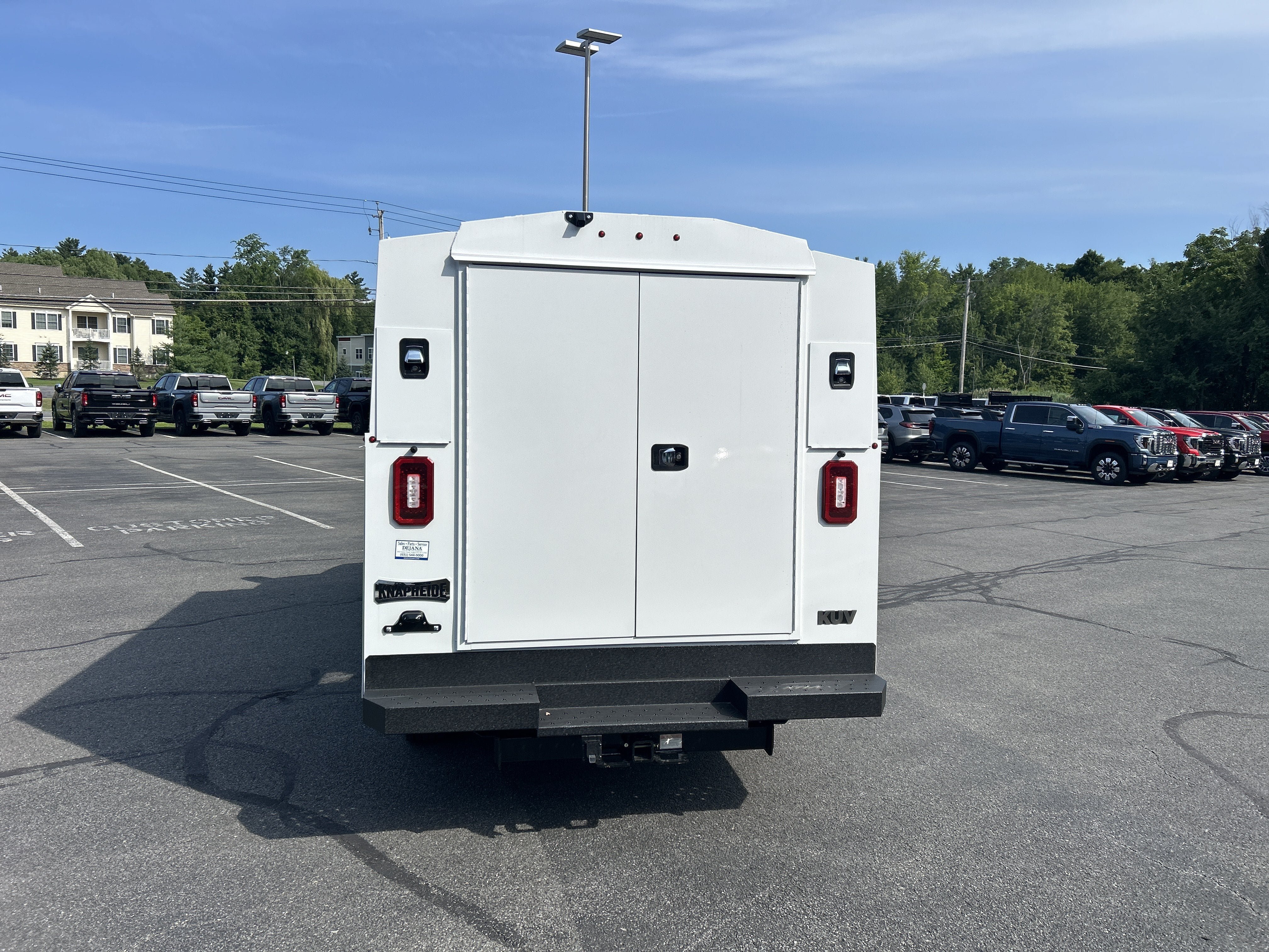 New 2026 GMC Savana 3500 w/ Power Convenience Package RWD image 4