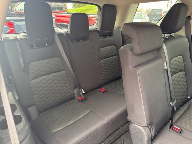 Used 2023 Nissan Pathfinder S image 24