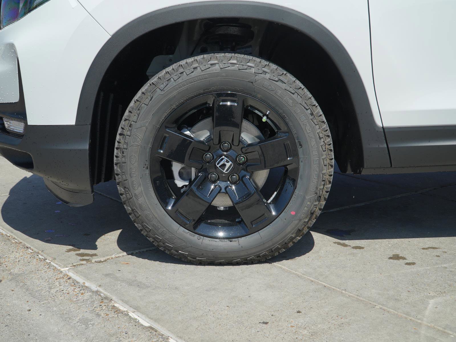 New 2026 Honda Ridgeline Black Edition image 12