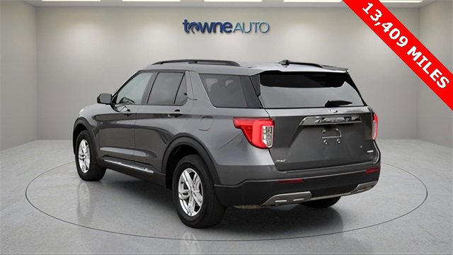 Used 2023 Ford Explorer XLT w/ Equipment Group 202A image 4