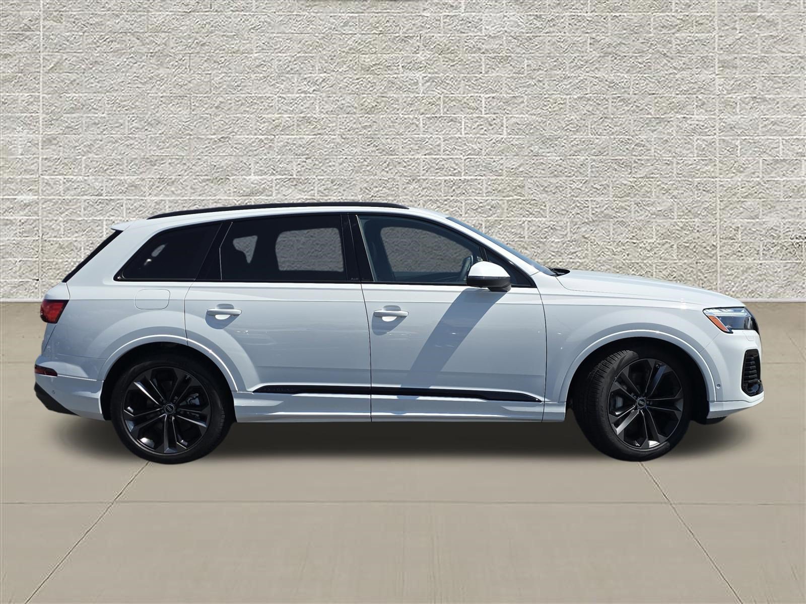 New 2026 Audi Q7 3.0T Premium Plus AWD/4WD image 8