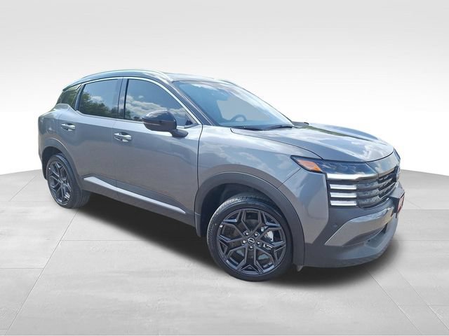 Certified 2025 Nissan Kicks SR w/ Illumination Package FWD image 1