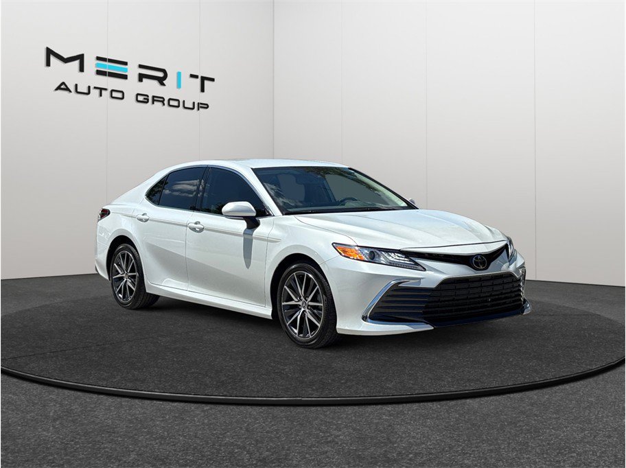 Used 2023 Toyota Camry XLE FWD video 1