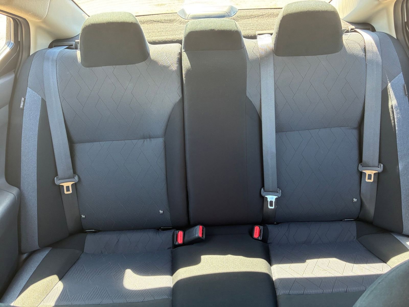 Used 2025 Nissan Versa SV image 36