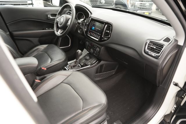 Used 2019 Jeep Compass Limited w/ Safety & Security Group image 17