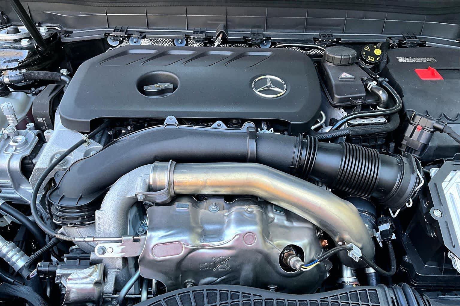New 2026 Mercedes-Benz GLB 250 4MATIC image 14