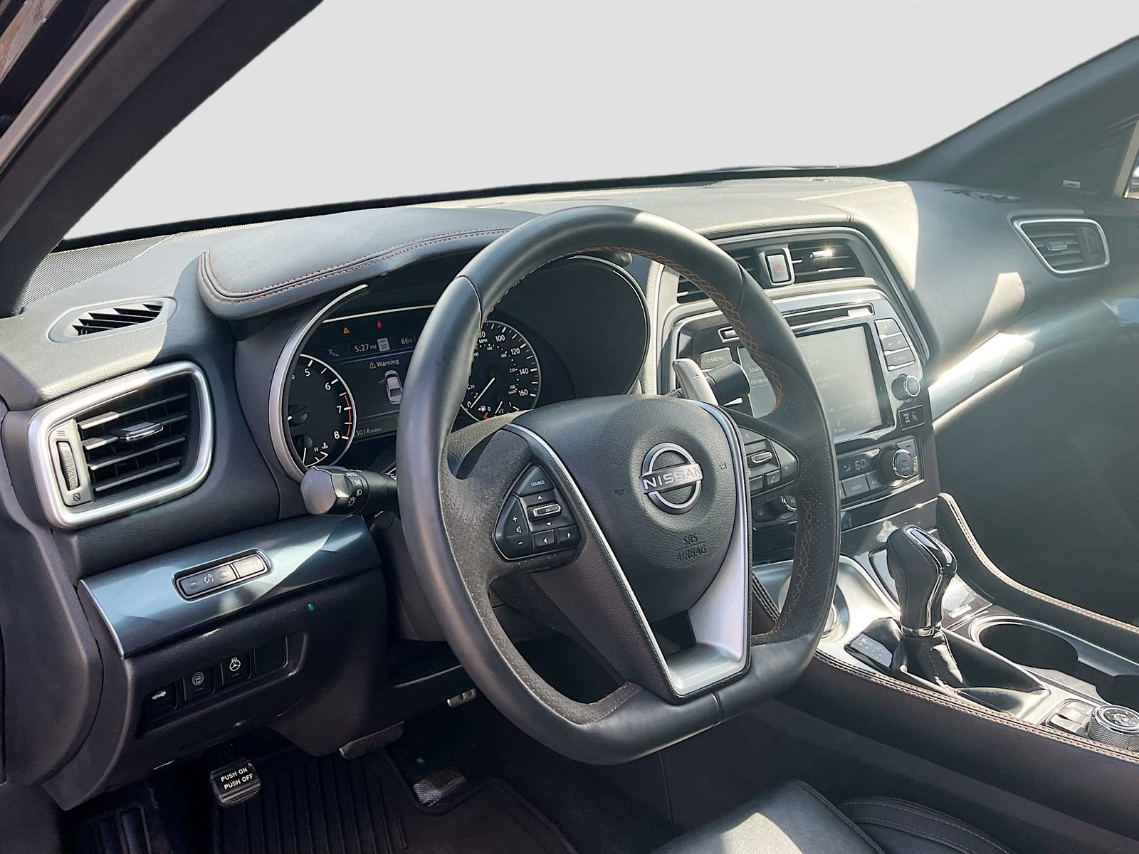 Used 2023 Nissan Maxima SR w/ Sport Mat Group FWD image 9