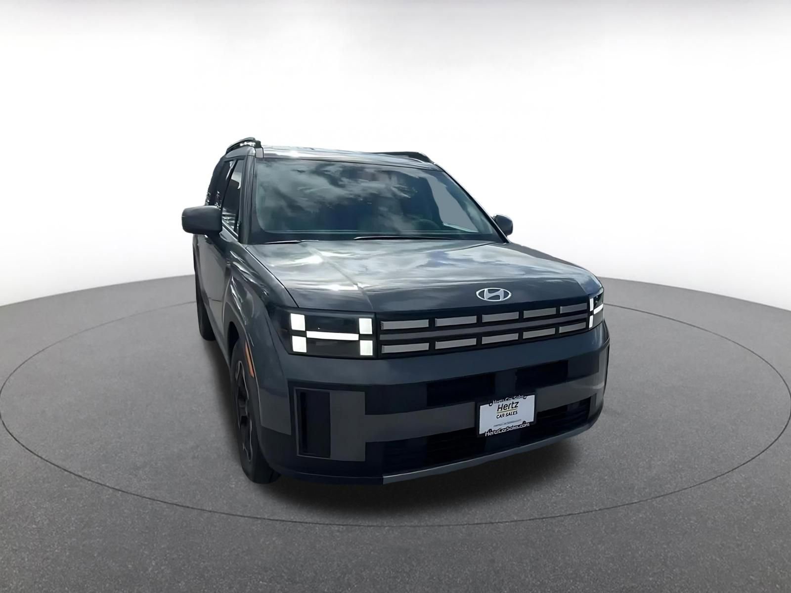 Used 2025 Hyundai Santa Fe SEL image 3