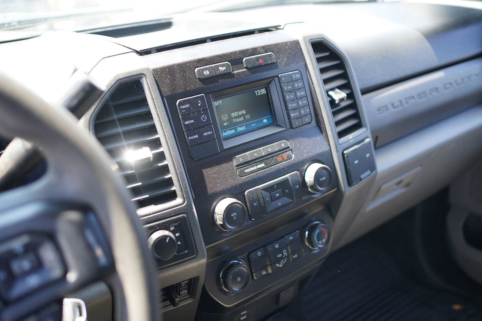 Used 2019 Ford F350 XL w/ Power Equipment Group AWD/4WD image 29