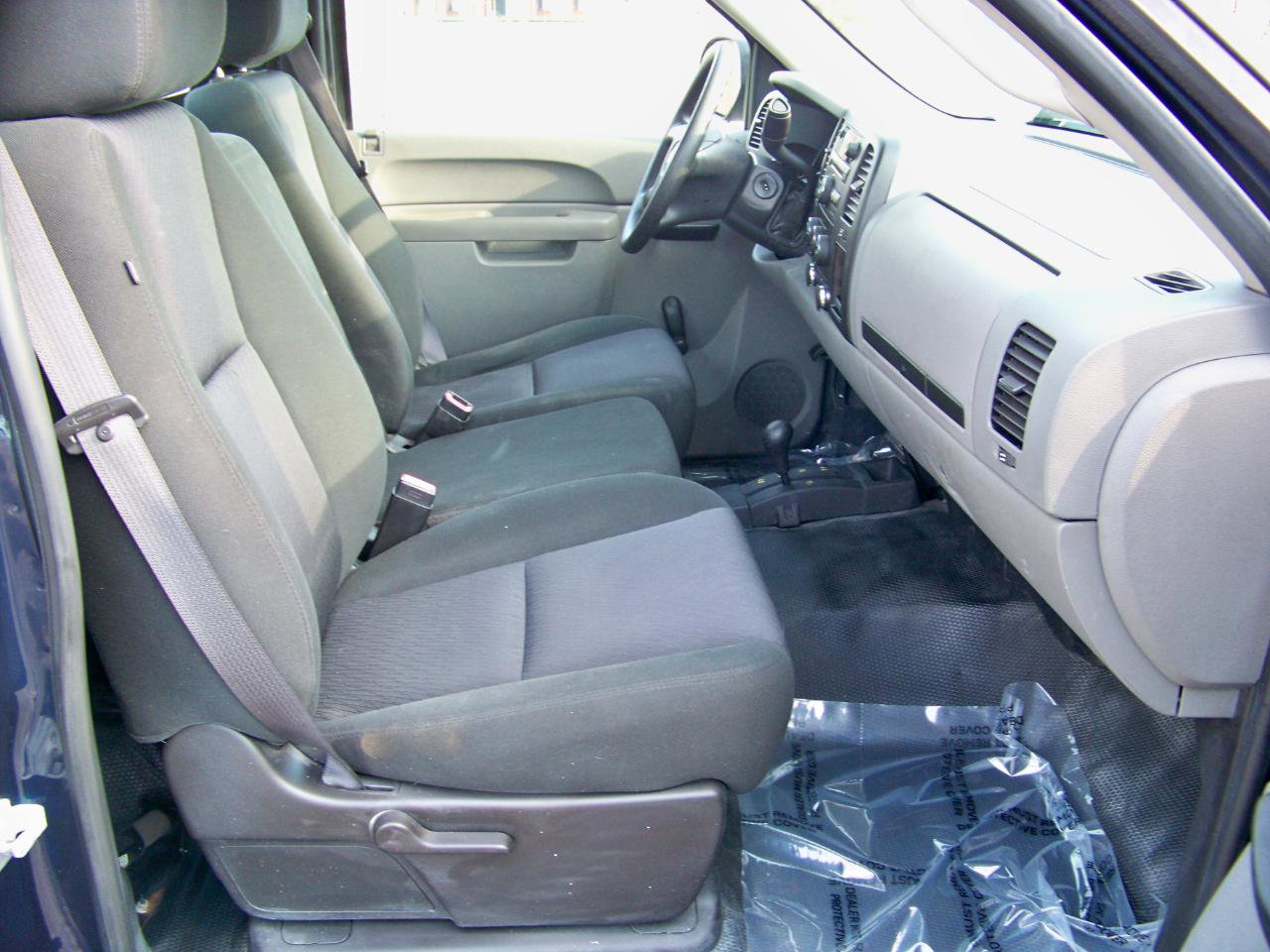 Used 2012 Chevrolet Silverado 1500 W/T image 17